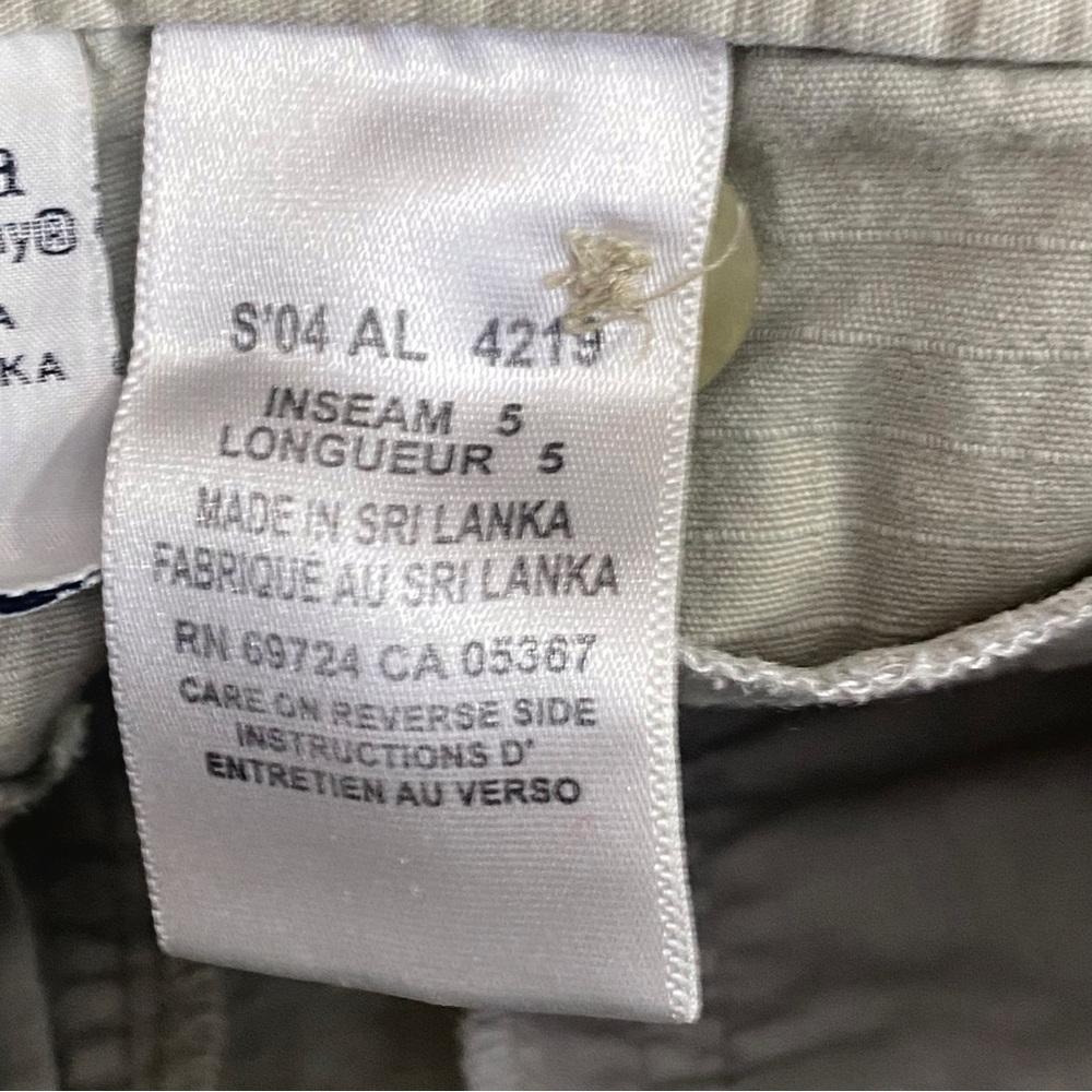 Columbia Women's 100% Cotton Khaki Cargo Shorts 12 - Picture 8 of 9